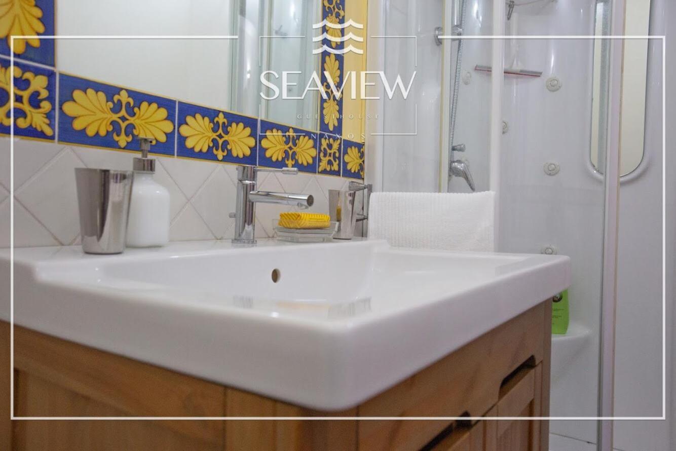 Seaview Guest House 지아르디니낙소스 외부 사진